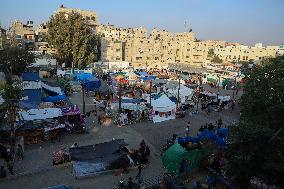 MIDEAST-GAZA-KHAN YOUNIS-PALESTINIAN-ISRAELI CONFLICT-SHELTER