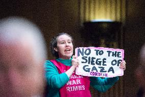 Anti-War Protesters Interrupt Blinken At Senate - Washington