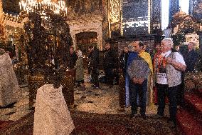 Blessing of Great Coat of Arms of Ukraine sculpture in Kyiv