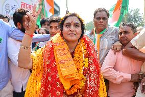 Congress Candidate Archana Sharma File Nomination Papers