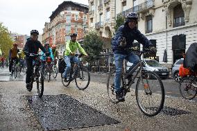 Cyclotourism Tour Against The A69 Highway Toulouse-Castres