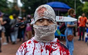 Brazilians Take To The Streets Of Sao Paulo In Traditional Zombie Walk