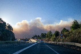 Forest Fire Forces Towns And Villages Evacuations - Spain
