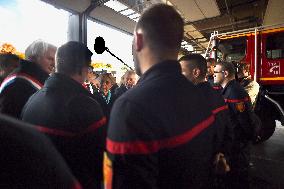 PM Borne Visits Firefighters In The Wake Of Storm Ciaran - Caen