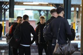 Manchester United Squad At Stockport Station
