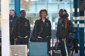 Manchester United Squad At Stockport Station