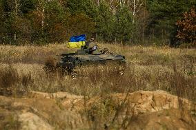 Servicemen Of The First Presidential National Guard Brigade Of Ukraine BUREVIY (Storm) During A Practical Exercise At A Training