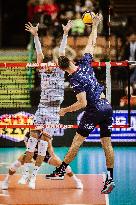 ZAKSA Kedzierzyn Kozle v Jastrzebski Wegiel - Polish Supercup Of Volleyball