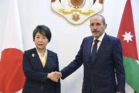 Japan foreign minister in Jordan