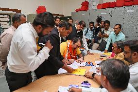 Congress Candidates FIle Their Nomination In Jaipur