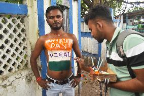 Fans Are Celebrating Virat Kohli's Birthday In Their Own Style In Kolkata, India