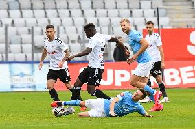 Universitatea Cluj v FC Voluntari - Romanian Superliga