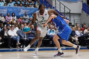 Zenit St Petersburg V UNICS Kazan - VTB United League