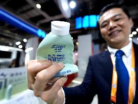 (CIIE)CHINA-SHANGHAI-CIIE-PRODUCTS-DEBUTS