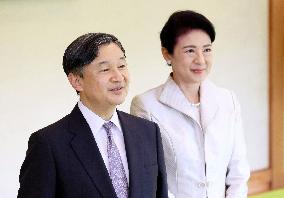 Japan emperor, empress meet cultural award recipients