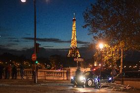 Paris By Night