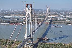 Nanjing Xianxin Road Yangtze River Bridge Construction