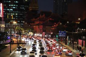 Traffic Peak in Shanghai