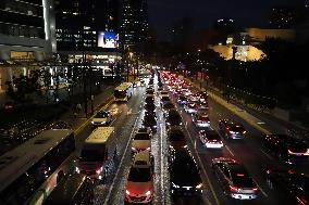 Traffic Peak in Shanghai