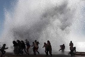 FRANCE-NICE-LARGE WAVE