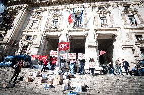 Student Flash-Mob In Front Of The Minister Of Education