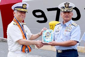 JCG Commandant Admiral Shohei Ishii give token