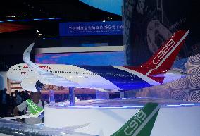 China's C929 Long-range Wide-body Aircraft at The 6th CIIE in Shanghai