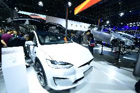 Tesla Booth at The 6th CIIE in Shanghai