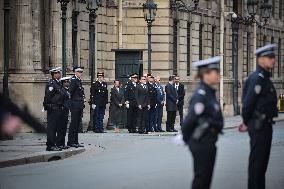 Elysee Brings Back Public Changing Of Guard - Paris