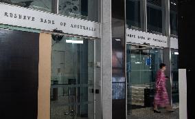 AUSTRALIA-CENTRAL BANK-CASH RATE-RISE