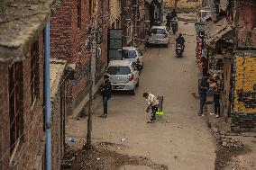 Daily Life In Kashmir