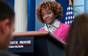 White House Holds Press Briefing