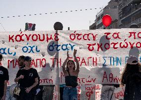 Greek Students Show Solidarity With Palestine