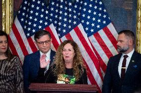 Bipartisan Candlelight Vigil At The US Capitol - Washington