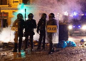 Police And Protesters Clash Over Catalan Amnesty Law - Madrid