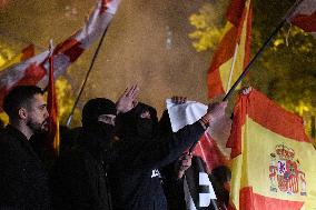 Police And Protesters Clash Over Catalan Amnesty Law - Madrid