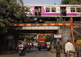 Daily Life In Mumbai