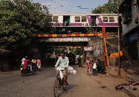 Daily Life In Mumbai