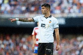 Valencia CF v Granada CF - LaLiga EA Sports