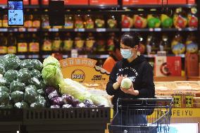 Customers Shop at A Supermarket in Hangzhou