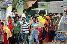 Violent Wage Protests Could Hit Top Fashion Brands - Bangladesh