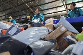 Double 11 Shopping Logistics Peak in Zouping