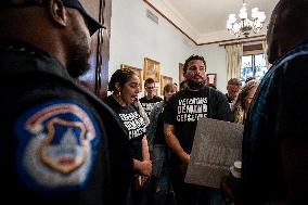 Veterans arrested in Sen. Gillibrand’s office demanding ceasefire in Gaza