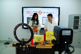 11.11 E-commerce Live Webcast in Dezhou