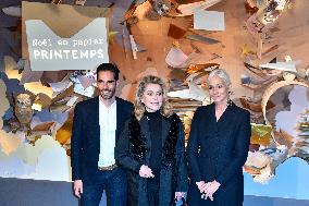 Catherine Deneuve Unveils Le Printemps XMas Decorations - Paris