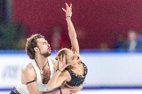 (SP)CHINA-CHONGQING-FIGURE SKATING-ISU GRAND PRIX-ICE DANCE-RHYTHM DANCE (CN)