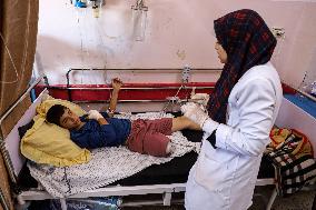 MIDEAST-GAZA-KHAN YOUNIS-INJURED CHILDREN