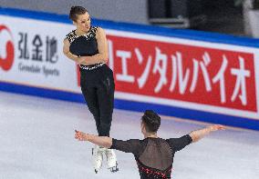 (SP)CHINA-CHONGQING-FIGURE SKATING-ISU GRAND PRIX-PAIR SKATING-SHORT PROGRAM (CN)