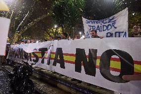 Rally against amnesty at PSOE headquarters in Santander - Spain