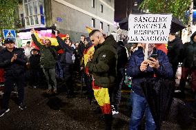 Rally against amnesty at PSOE headquarters in Santander - Spain